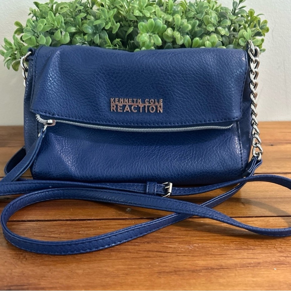 Kenneth Cole Reaction Blue Crossbody Bag with Silver Hardware & Adjustable Strap